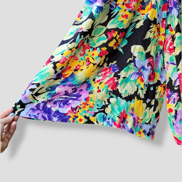 RARE VINTAGE 90s R.J. STEVENS Floral Peekaboo Back Floral Culotte Jumpsu… - Picture 15 of 16